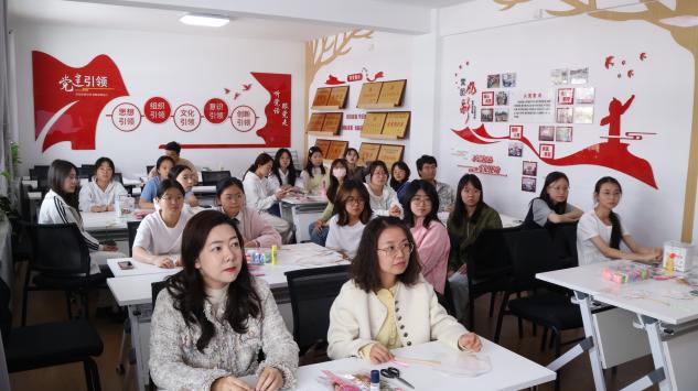 扇舞古韻，文化沁心——潤澤書院舉辦DIY團扇文化藝術體驗活動